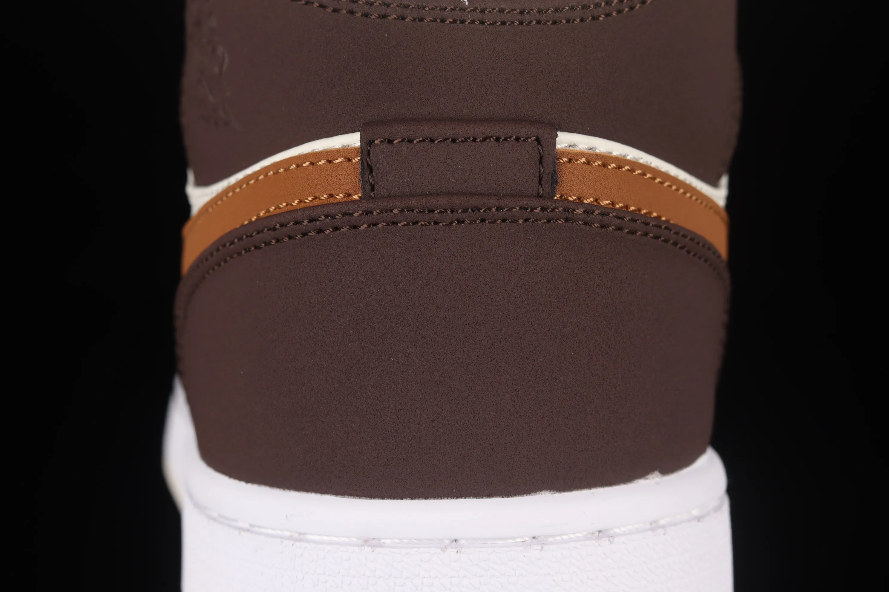 All categories Air Jordan Jordan series basketball shoes Air Jordan 1 Mid Air Jordan 1 Mid AJ1 Joe 1 meter brown mid-top retro basketball shoes DO6699-200